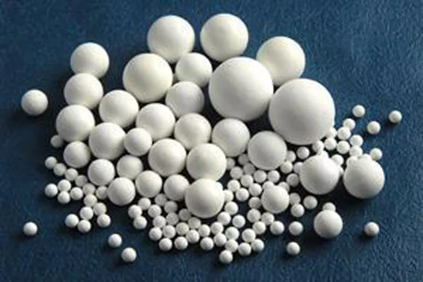 What are ceramic alumina balls?
