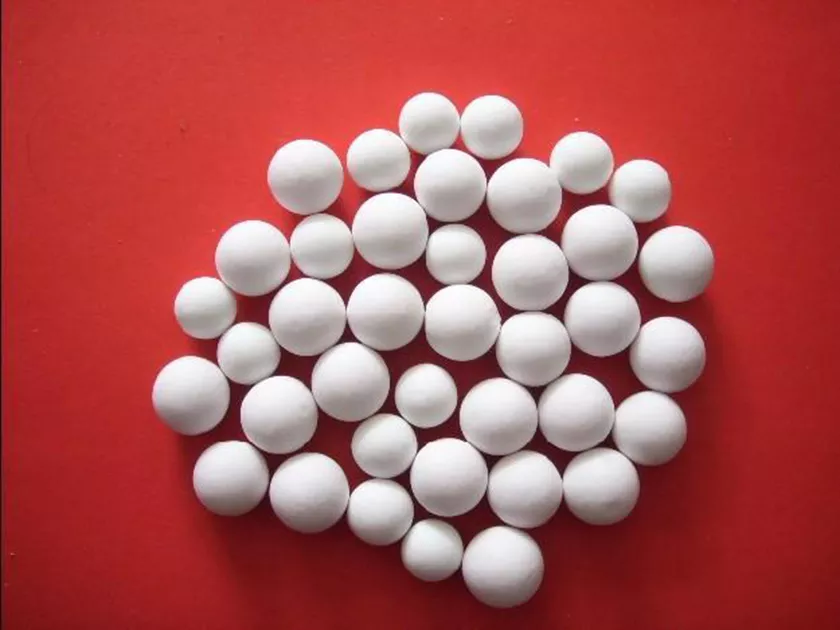 Do ceramic alumina balls have any electrical conductivity?
