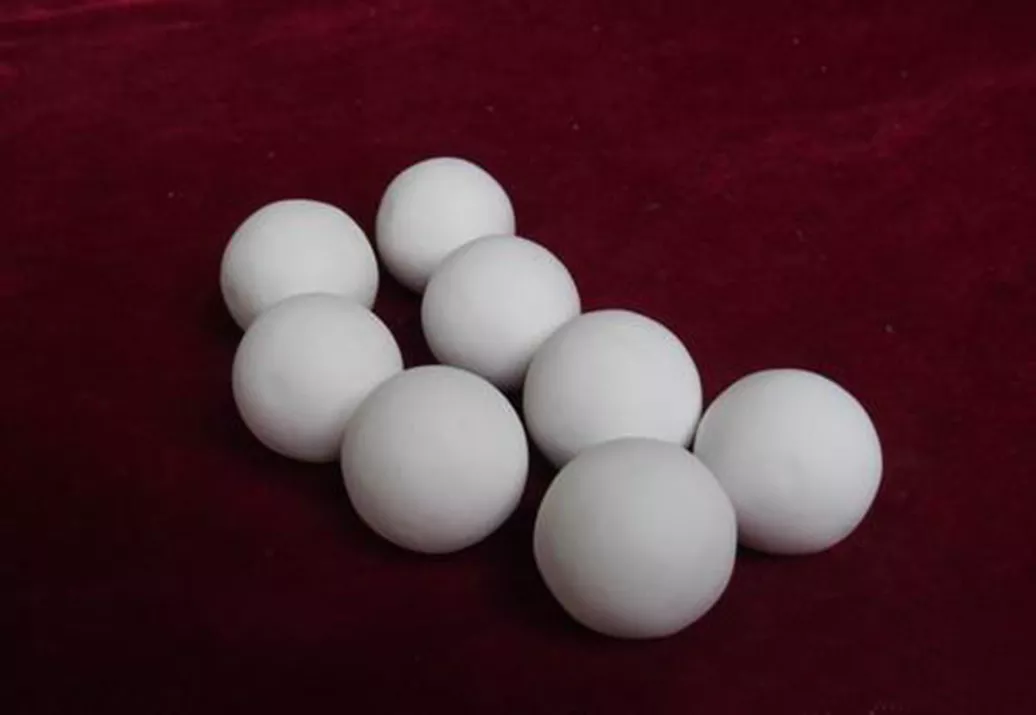 Exploring the Versatility of Ceramic Alumina Balls in Food Processing Applications