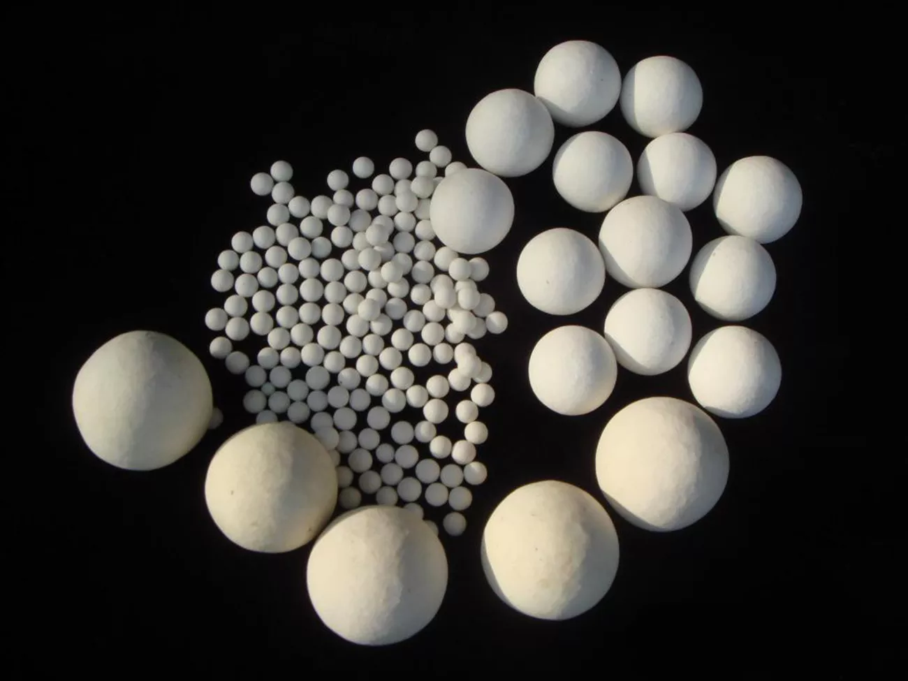 Comprehensive Guide to the Thermal Shock Resistance of Ceramic Alumina Balls