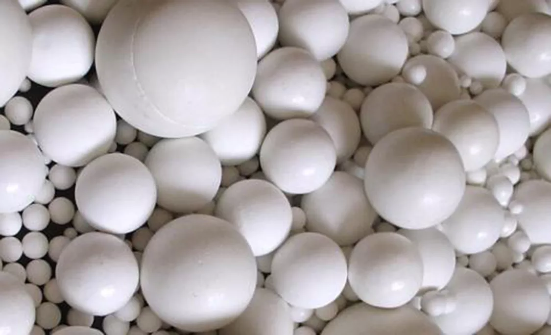 What is the Recommended Ball-to-Powder Ratio for Ceramic Alumina Balls?