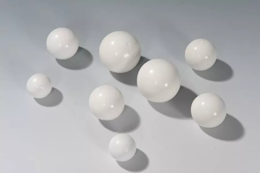 What is the Impact of Ceramic Alumina Balls on Milling Kinetics?