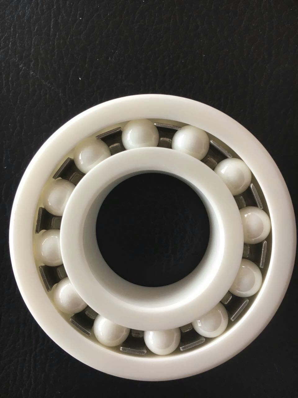 Zirconia Ceramic Ball Bearings