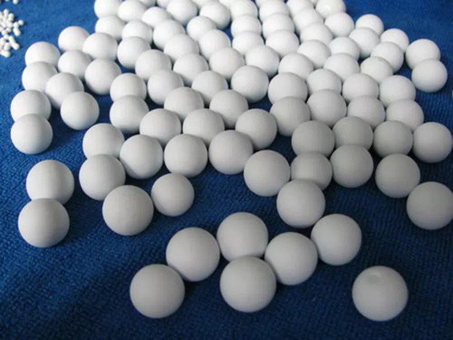 Ceramic grinding media from Sanxin site materials