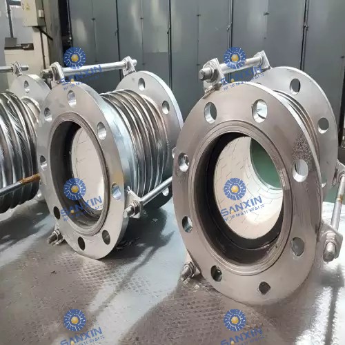 Ceramic-lined sleeve expansion joints Ceramic-lined sleeve expansion joints
